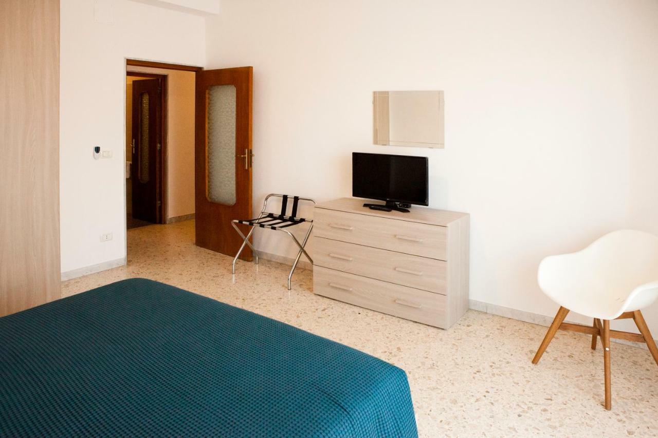 Maipiusenza House 2 Apartment Monopoli Bagian luar foto