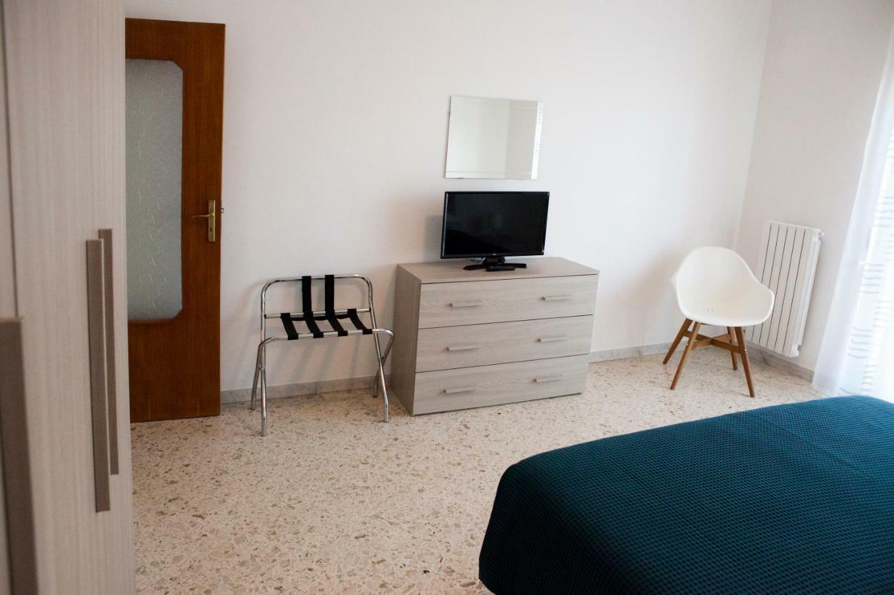 Maipiusenza House 2 Apartment Monopoli Bagian luar foto